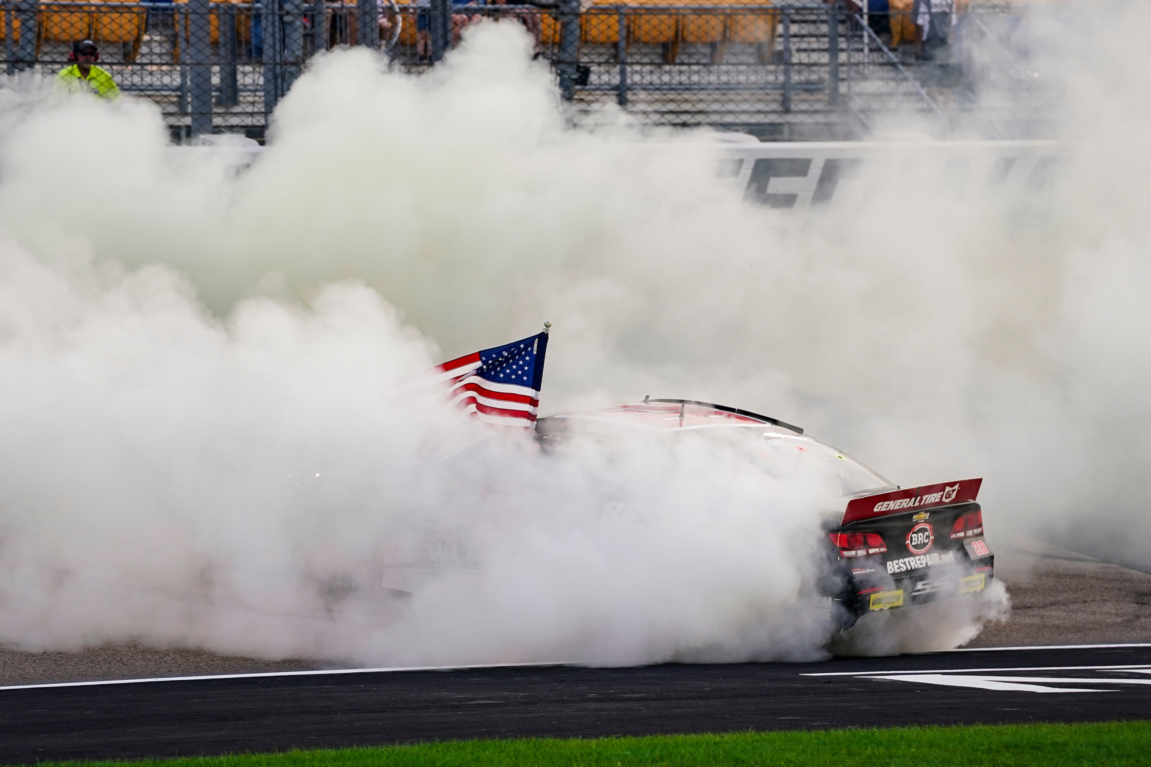 #28: Brenden Queen, Pinnacle Racing Group Chevrolet