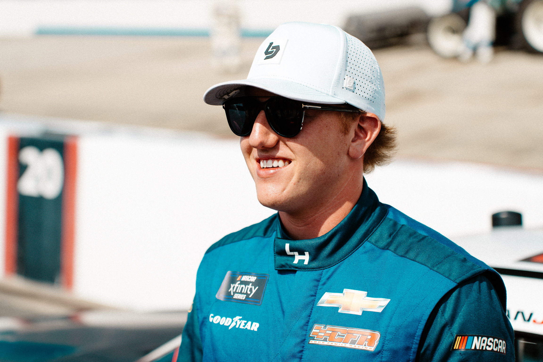 EFA1A2A1-B9B9-4139-9E77-47A8735B2F09